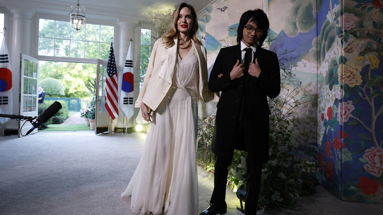 Angelina Jolie and Maddox Jolie-Pitt arrive at the White House