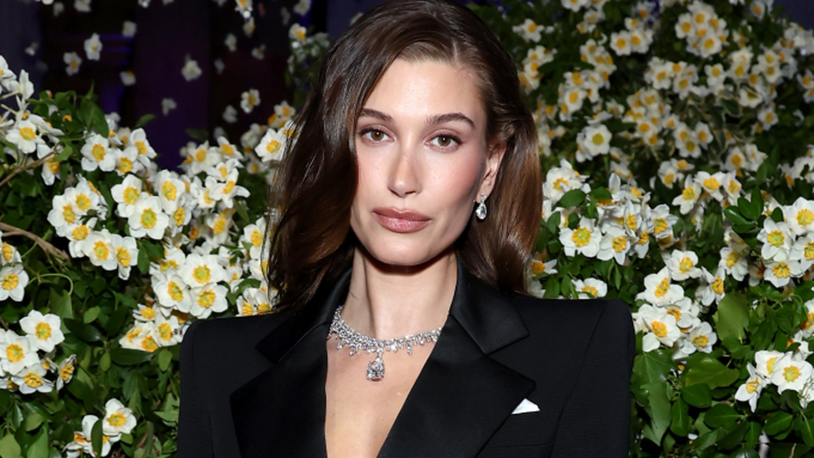 The Worst-Dressed Celebs At The 2025 Met Gala - Glam