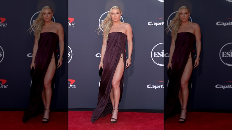 Lindsey Vonn at the 2025 ESPY Awards in a strapless burgundy dress