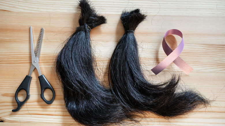 pieces of hair