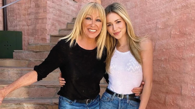 Suzanne Somers poses with her granddaughter Camelia Somers.