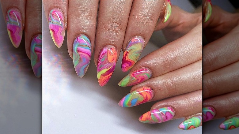 𝑨𝒎𝒂𝒏𝒅𝒂 𝑴𝒂𝒓í𝒔•𝑵𝒂𝒊𝒍 𝑨𝒓𝒕𝒊𝒔𝒕🦋🧑🏼‍🎨✨ on Instagram: “Tiedye  nails 🌈✨ #gel #gelnails #nailart #ha… | Tie dye nails, Diy nails, Rainbow  nails design
