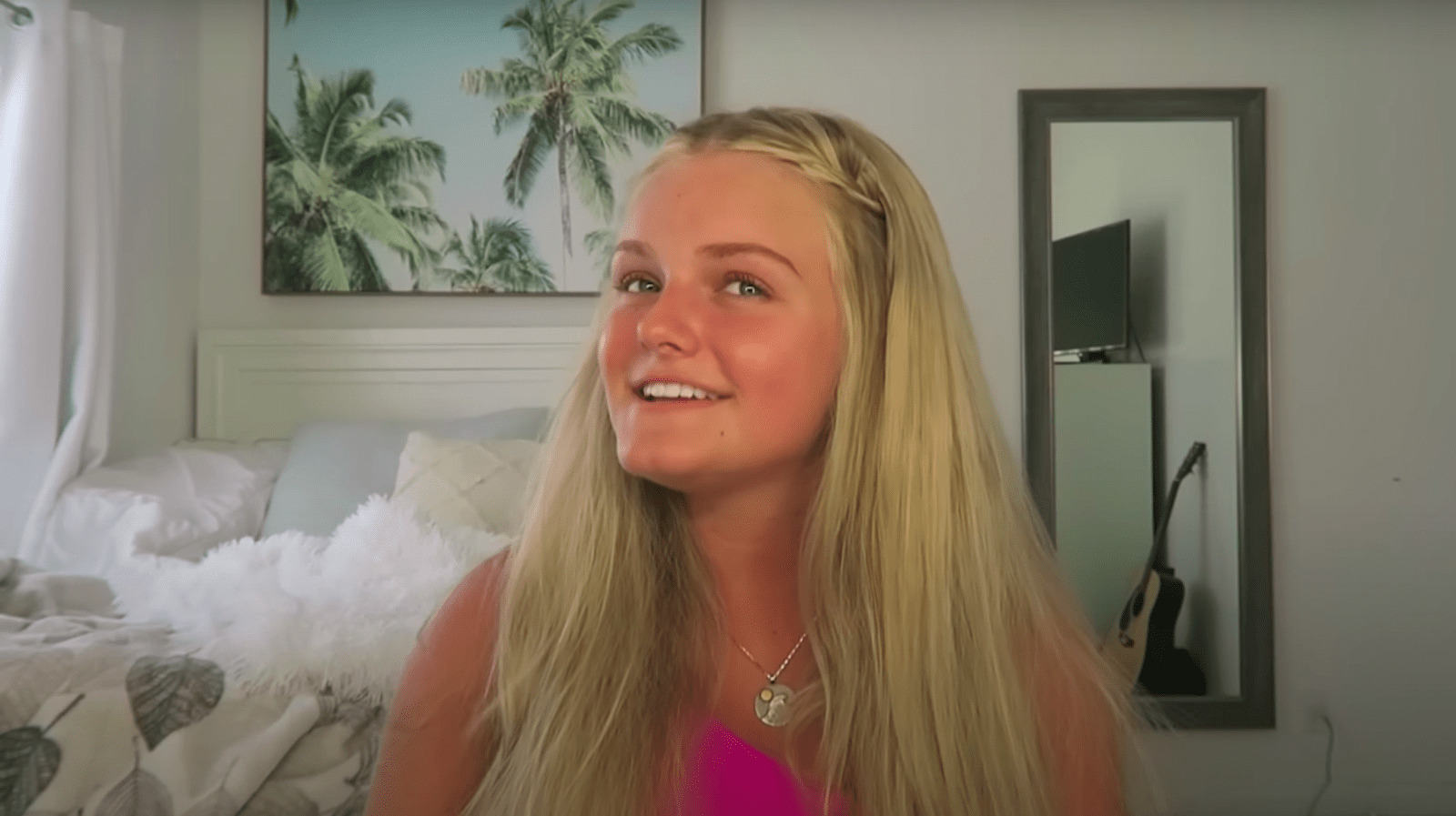 TikTok's HalfBack Hair Hack Is The Perfect EndOfSummer Look