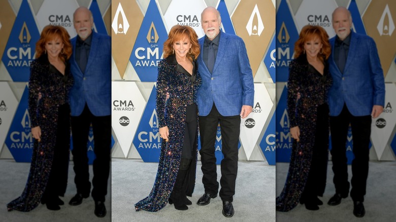 Reba McEntire and Rex Linn at the 2020 CMAs