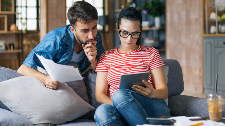 Couple discuss finances