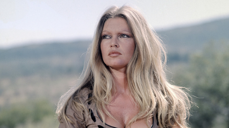 Brigitte Bardot posing while looking off to one side