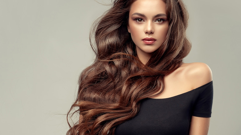Tips For Styling Your Naturally Wavy Hair