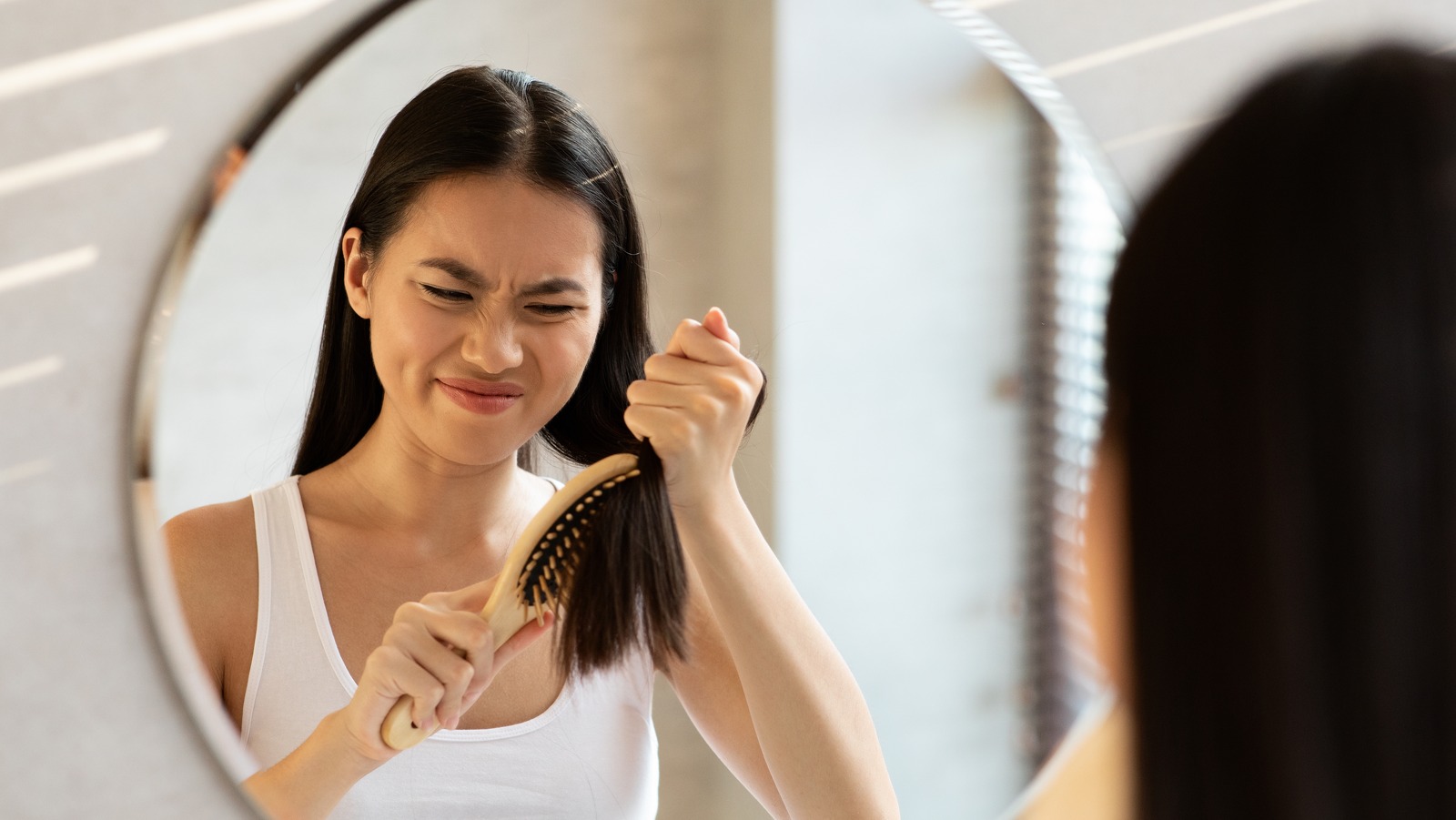 Tricks For Detangling Fine Hair Without Causing Damage