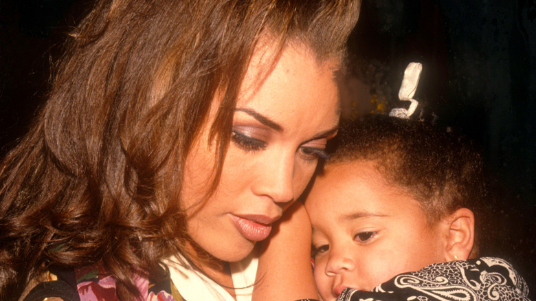 Vanessa Williams poses with a young Jillian Hervey