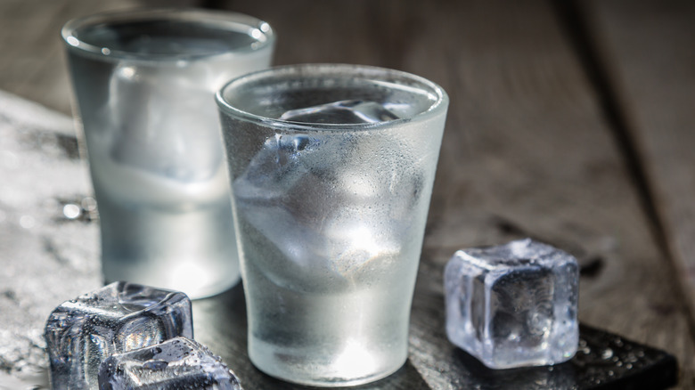 glasses of vodka with ice