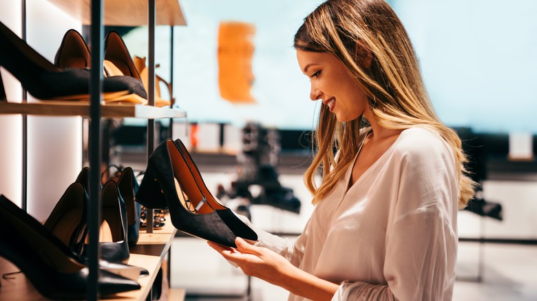 woman going shoe shopping