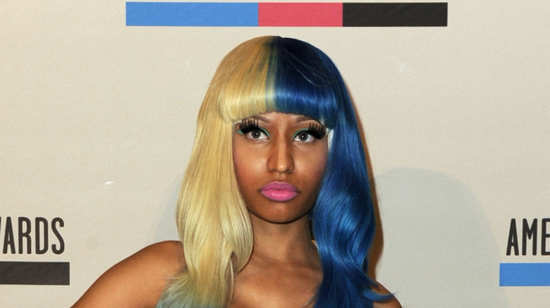 Nicki Minaj in a blond and blue wig