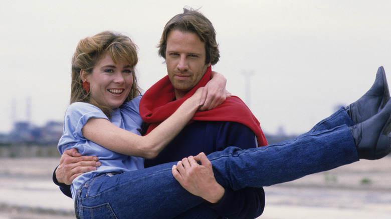 Roxanne Hart posing with Christopher Lambert.