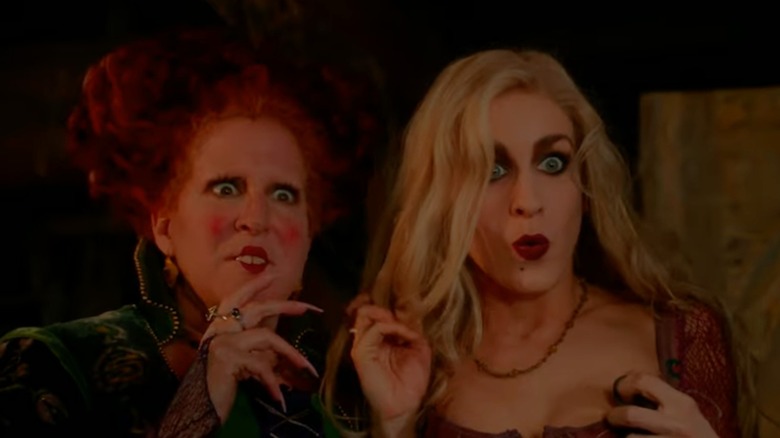Bette Midler and Sarah Jessica Parker in 