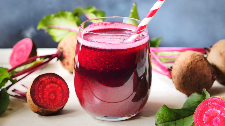 glass of beet juice