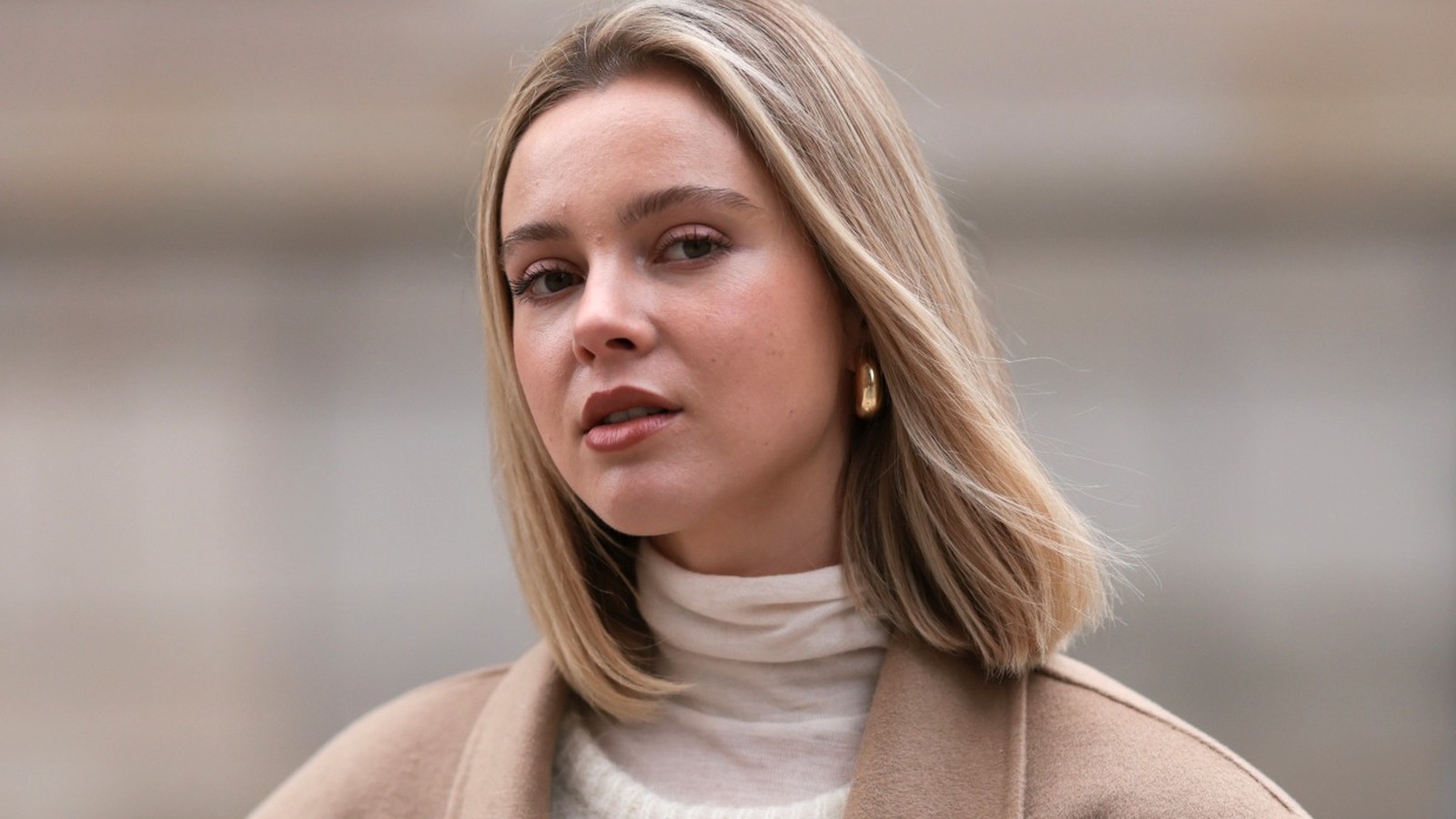 what-to-ask-for-at-the-salon-for-a-sleek-stretched-lob-according-to