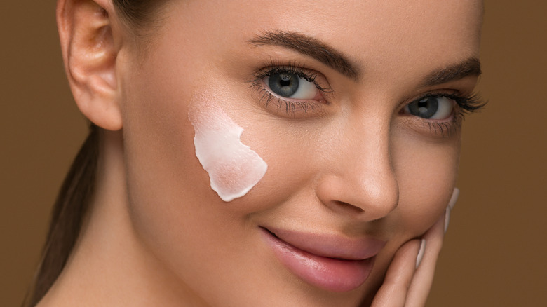 What You Need To Know Before Using Retinol