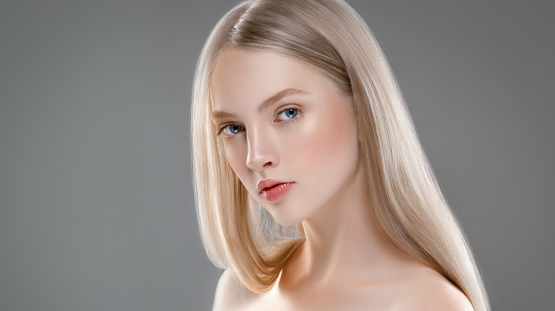 woman with platinum blond hair 