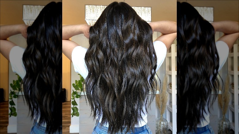 Dark hybrid hair color.
