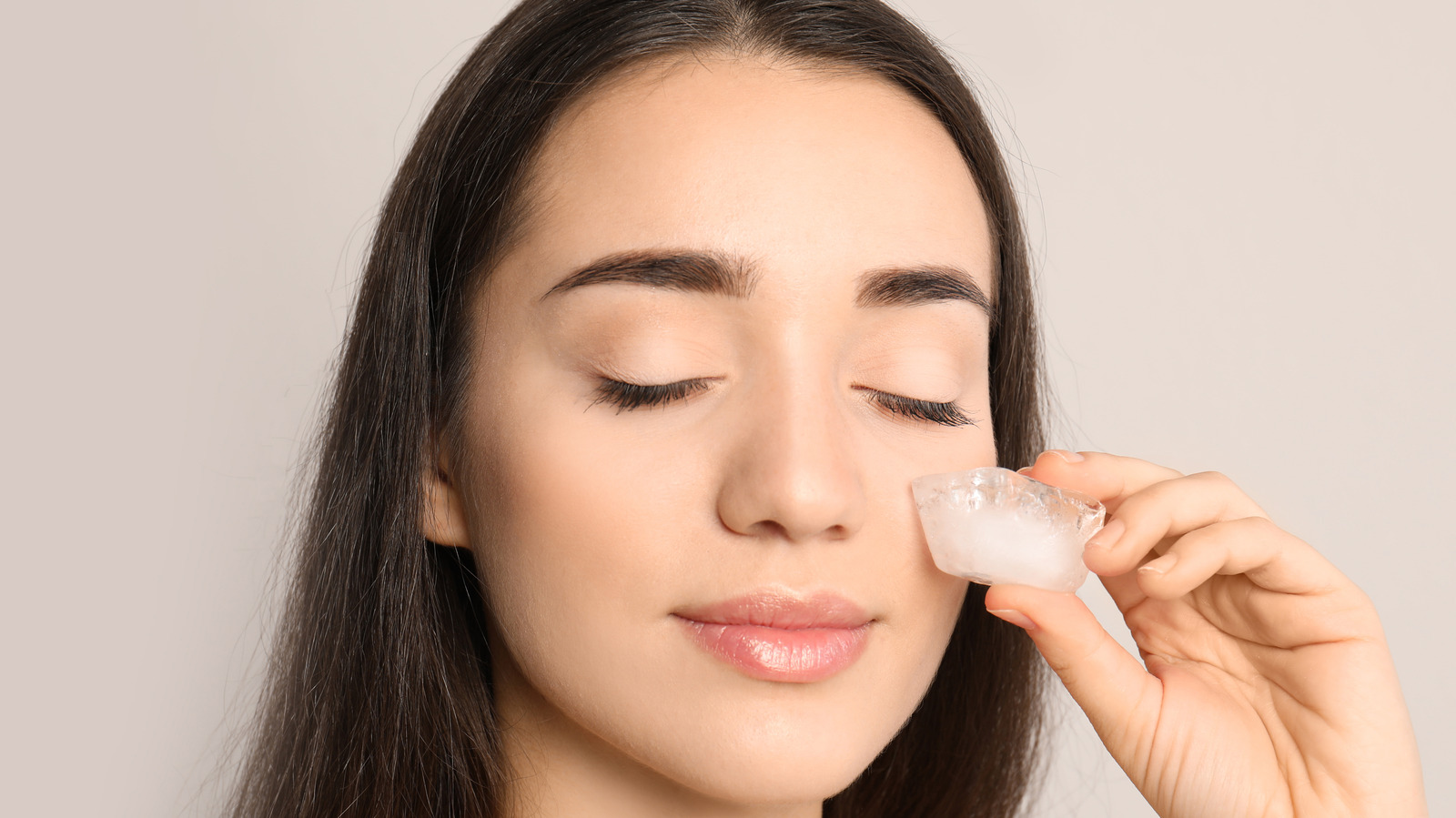 Why Ice Cubes Are Going To Be Your New Skincare Go-To