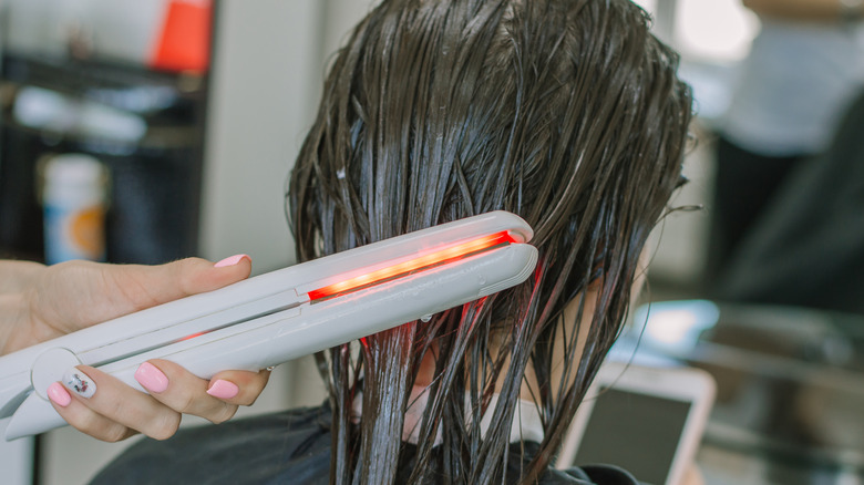 straightening wet hair