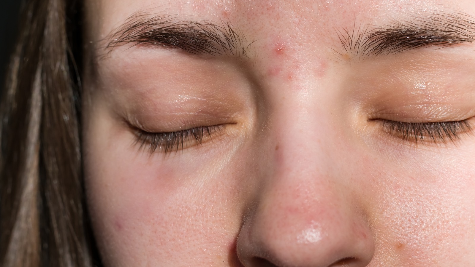 Why You May Break Out After Grooming Your Eyebrows, According To Our