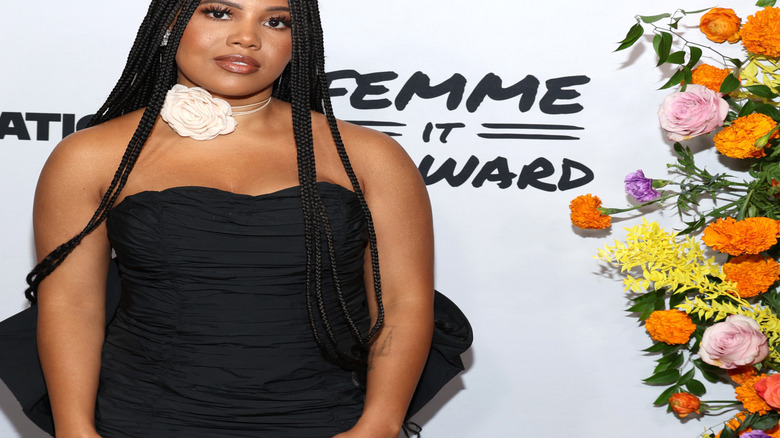 Baby braids rose choker