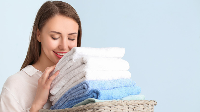 You May Be Allergic To Your Laundry Detergent Heres How To Tell