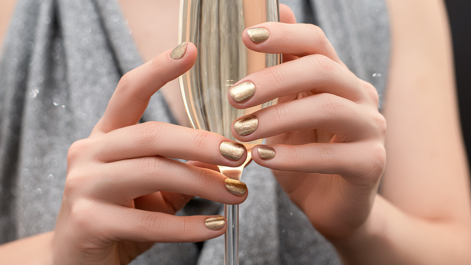 Your Basic Nude Mani Is Getting An Upgrade With The ‘Champagne-Frosted’ Trend – Glam