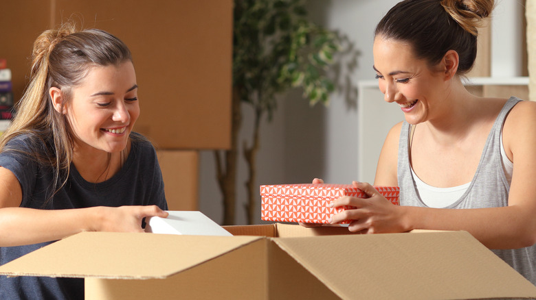 roommates unpacking