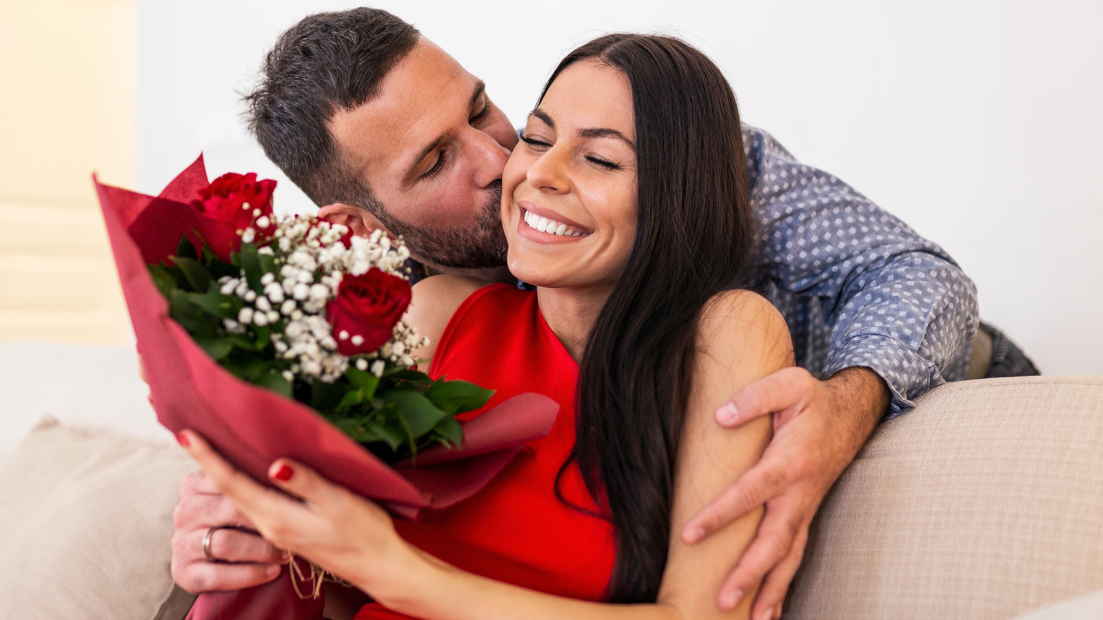 Your Guide To Tackling Your First Valentines Day With A New Partner
