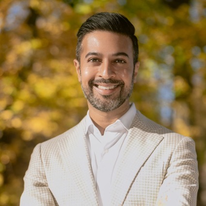 Dr. Aanand Geria