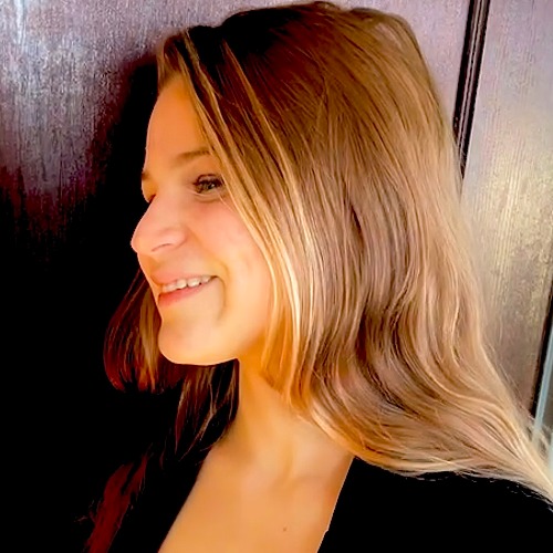 Photo of Sara Caskey