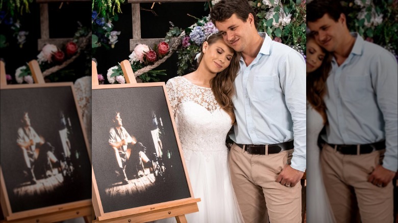 Bindi Irwin posing with her husband