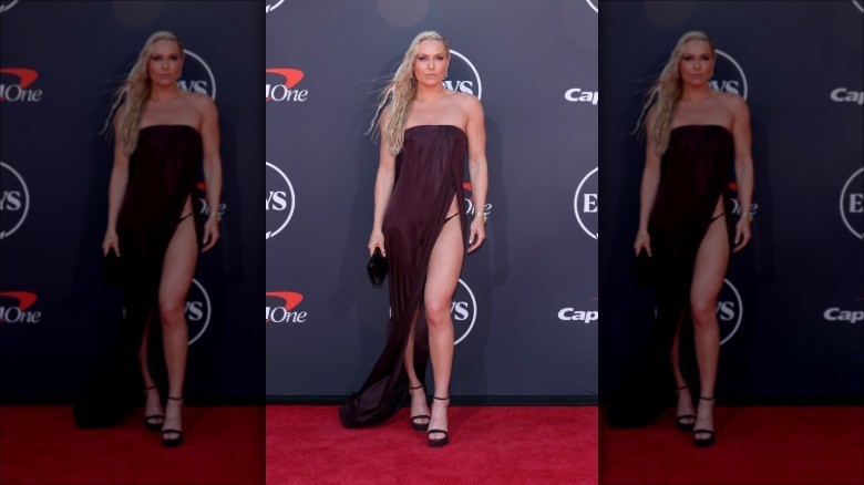 Lindsey Vonn posing for photos at the 2025 ESPYs